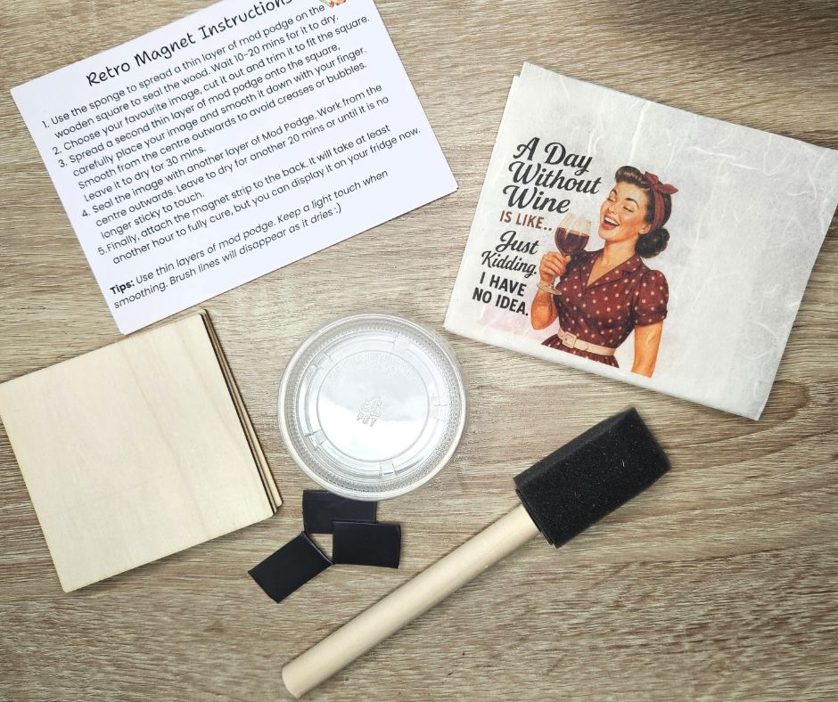 Sassy Retro Decoupaged Mini Kit